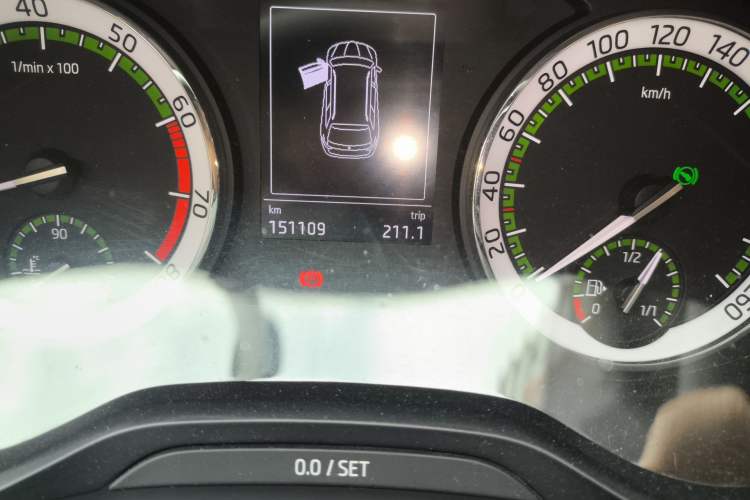 Used Skoda Kodiaq 2017 TSI330 5-seat Two-Wheel Drive Comfort Edition Odometer Close Up