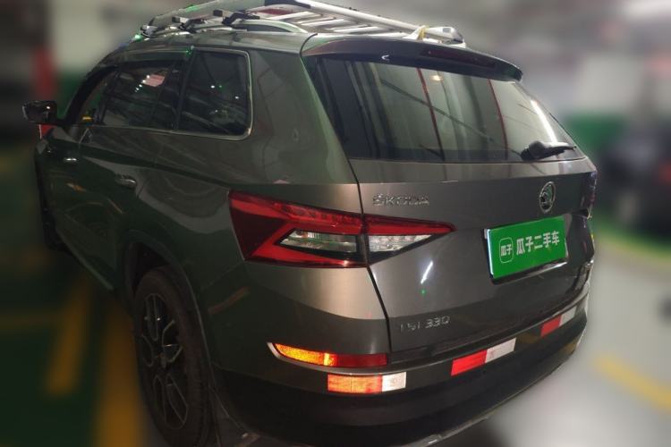 Used Skoda Kodiaq 2017 TSI330 7-Seater Two-Wheel-Drive Luxury Edition Rear Left 45 Deg