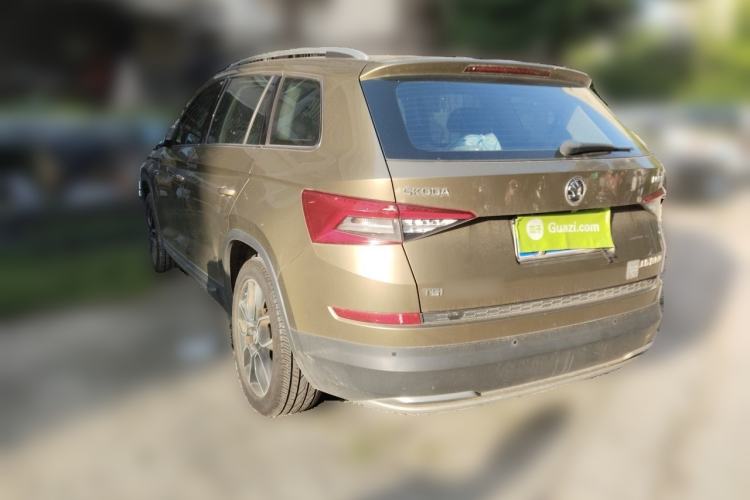 Used Skoda Kodiaq 2017 TSI380 7-Seater Four-Wheel-Drive Flagship Edition Rear Left 45 Deg