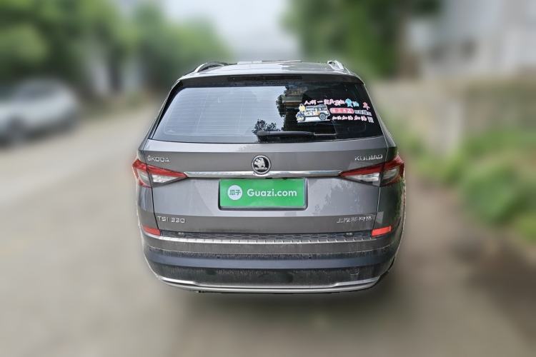 Used Skoda Kodiaq 2017 TSI330 7-Seater Two-Wheel-Drive Luxury Edition Rear