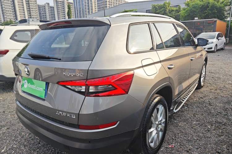 Used Skoda Kodiaq 2017 TSI330 5-seat Two-Wheel Drive Comfort Edition Rear Right 45 Deg