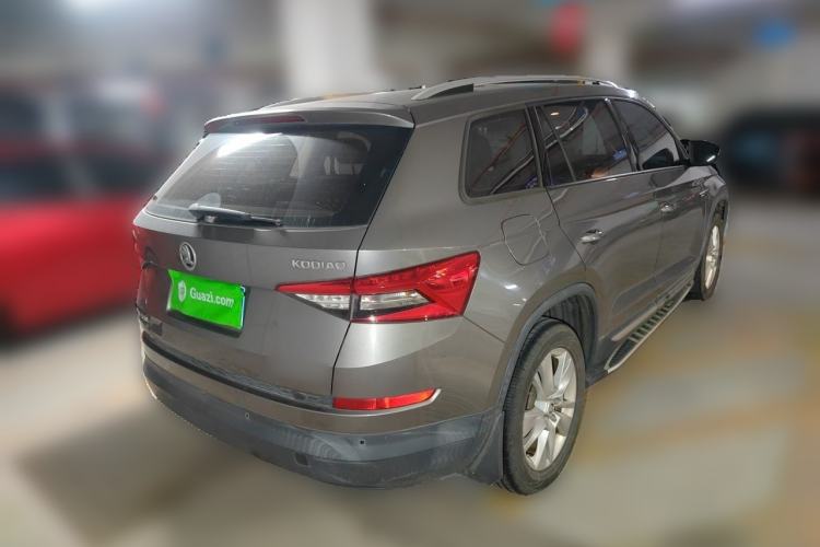 Used Skoda Kodiaq 2017 TSI330 5-Seat Two-Wheel Drive Luxury Edition Rear Right 45 Deg