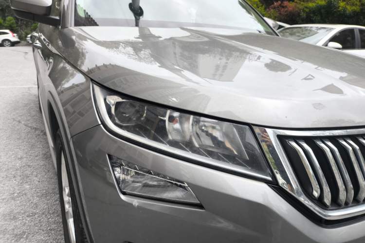 Used Skoda Kodiaq 2017 TSI330 5-seat Two-Wheel Drive Comfort Edition Right Front Headlight