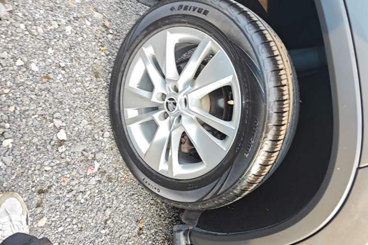 Used Skoda Kodiaq 2017 TSI330 5-seat Two-Wheel Drive Comfort Edition Right Rear Wheel Hub