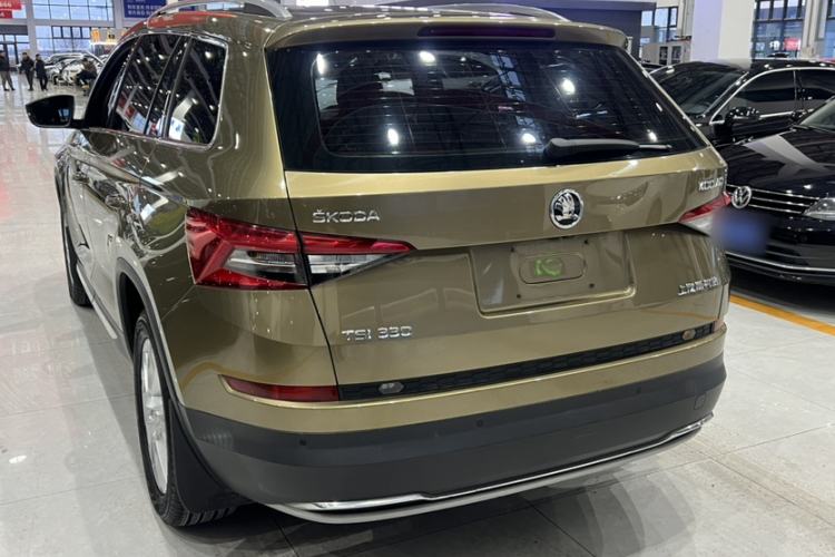 Used Skoda Kodiaq 2017 TSI330 7-Seater Two-Wheel-Drive Luxury Edition Exterior 4