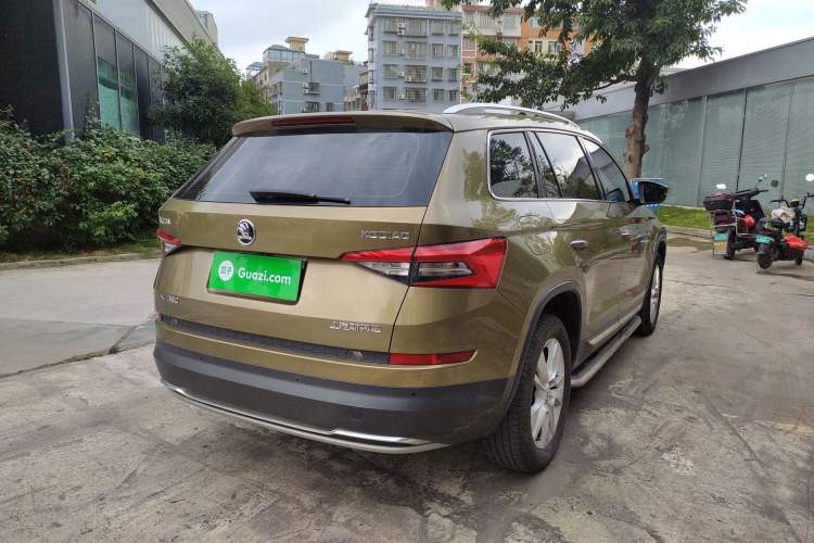 Used Skoda Kodiaq 2017 TSI330 7-Seater Two-Wheel-Drive Luxury Edition Exterior 6