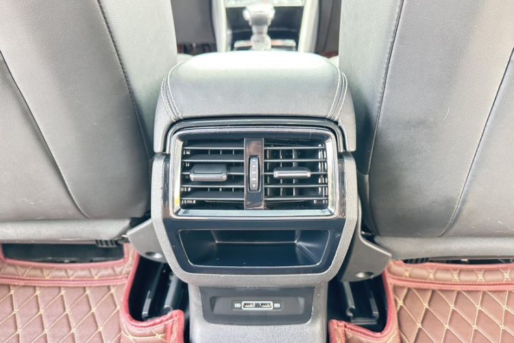Used Skoda Kodiaq 2017 TSI330 5-seat Two-Wheel Drive Comfort Edition Interior 2