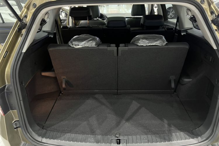 Used Skoda Kodiaq 2017 TSI330 7-Seater Two-Wheel-Drive Luxury Edition Interior 3