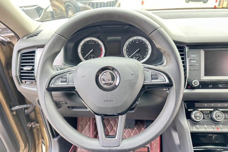 Used Skoda Kodiaq 2017 TSI330 5-seat Two-Wheel Drive Comfort Edition Interior 8