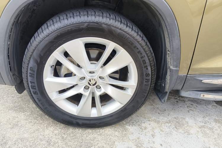 Used Skoda Kodiaq 2017 TSI330 5-seat Two-Wheel Drive Comfort Edition Left Front Wheel Hub