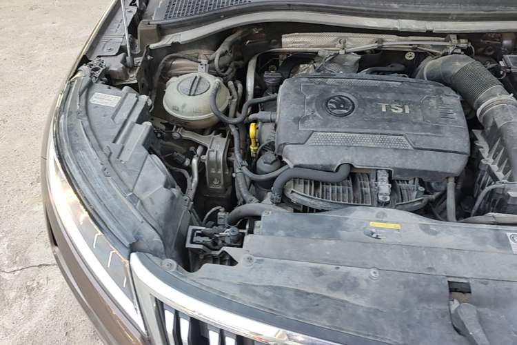 Used Skoda Kodiaq 2017 TSI330 5-Seat Two-Wheel Drive Luxury Edition Engine Bay Right