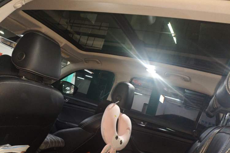 Used Skoda Kodiaq 2017 TSI330 7-Seater Two-Wheel-Drive Luxury Edition Headliner