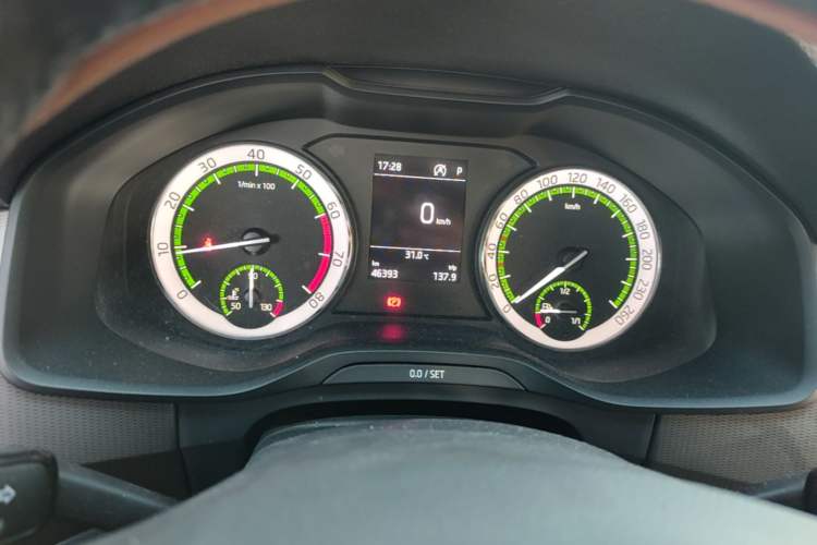 Used Skoda Kodiaq 2017 TSI330 5-Seat Two-Wheel Drive Luxury Edition Instrument Cluster