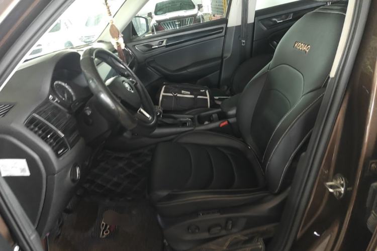 Used Skoda Kodiaq 2017 TSI330 7-Seater Two-Wheel-Drive Luxury Edition Left Front Seat