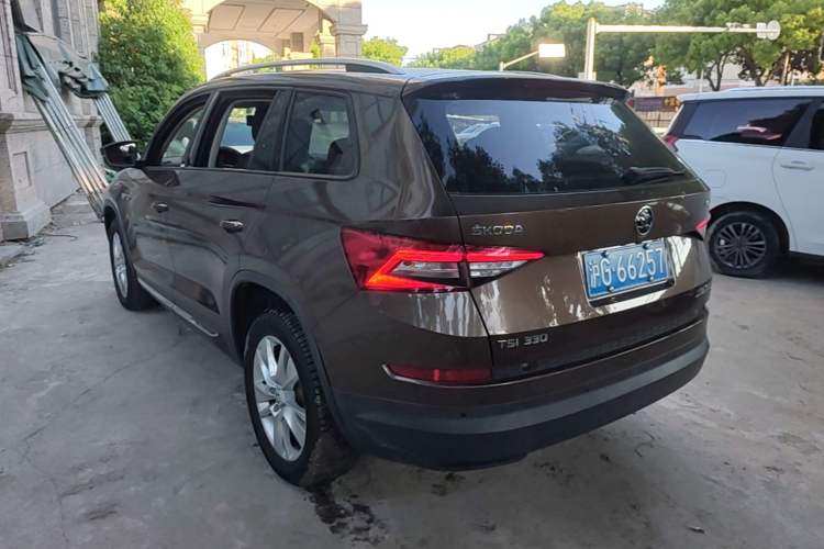 Used Skoda Kodiaq 2017 TSI330 5-Seat Two-Wheel Drive Luxury Edition Rear Left 45 Deg