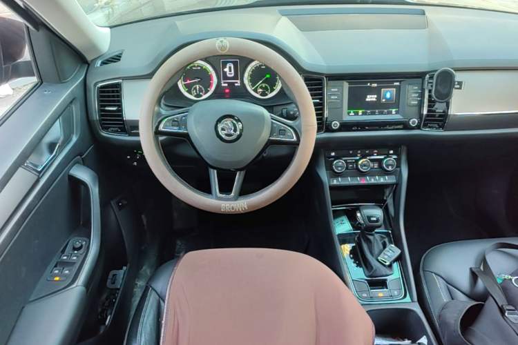 Used Skoda Kodiaq 2017 TSI330 5-Seat Two-Wheel Drive Luxury Edition Steering Wheel
