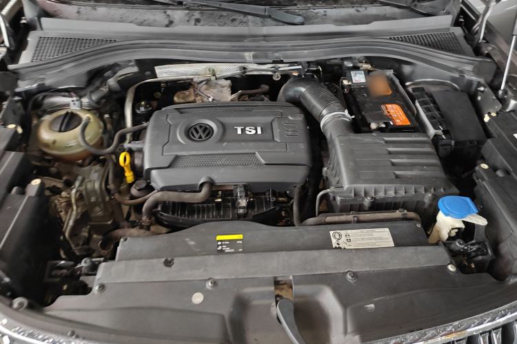Used Skoda Kodiaq 2017 TSI330 7-Seater Two-Wheel-Drive Luxury Edition Engine Bay