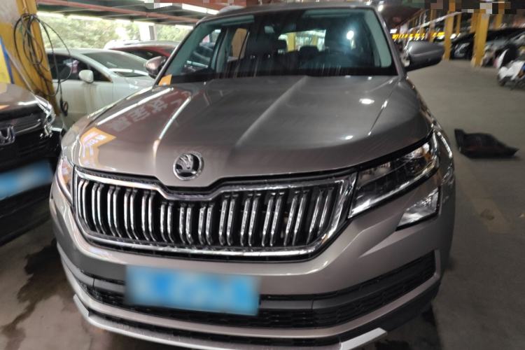 Used Skoda Kodiaq 2017 TSI330 7-Seater Two-Wheel-Drive Luxury Edition Front