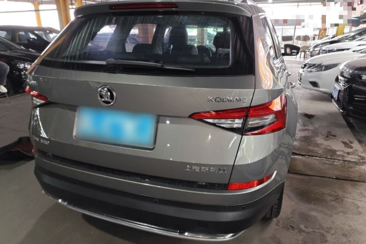 Used Skoda Kodiaq 2017 TSI330 7-Seater Two-Wheel-Drive Luxury Edition Rear