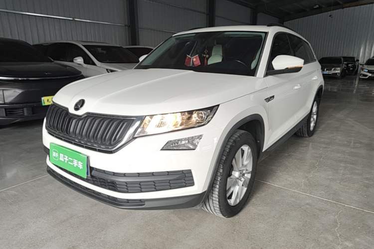 Used Skoda Kodiaq 2017 TSI330 5-Seat Two-Wheel Drive Standard Edition Guazi used car, China used car export, Used car for sale, Used  cars, Cheapest cars for sale