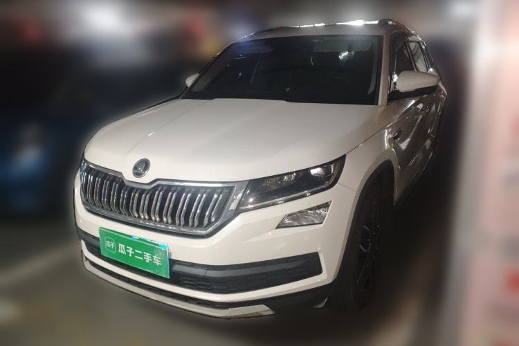 Used Skoda Kodiaq 2017 TSI330 7-Seater Two-Wheel-Drive Luxury Edition Guazi used car, China used car export, Used car for sale, Used cars, Cheapest cars for sale