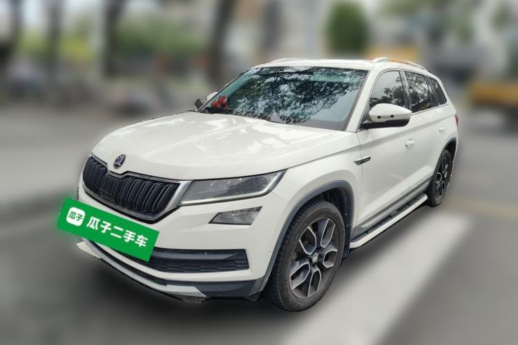 Used Skoda Kodiaq 2017 TSI380 7-Seater Four-Wheel-Drive Flagship Edition Guazi used car, China used car export, Used car for sale, Used  cars, Cheapest cars for sale