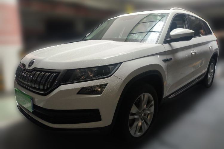 Used Skoda Kodiaq 2017 TSI330 5-Seat Two-Wheel Drive Luxury Edition Guazi used car, China used car export, Used car for sale, Used cars, Cheapest cars for sale
