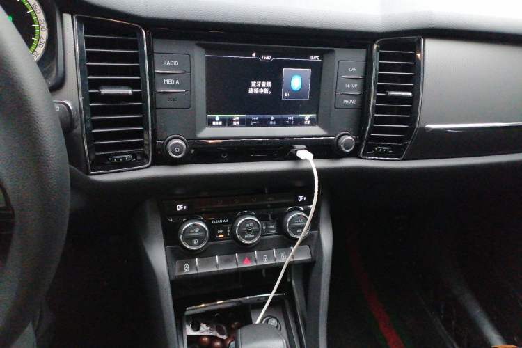 Used Skoda Kodiaq 2017 TSI330 5-Seat Two-Wheel Drive Luxury Edition Audio And AC Panel