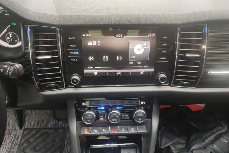 Used Skoda Kodiaq 2017 TSI380 7-Seater Four-Wheel-Drive Flagship Edition Audio And AC Panel