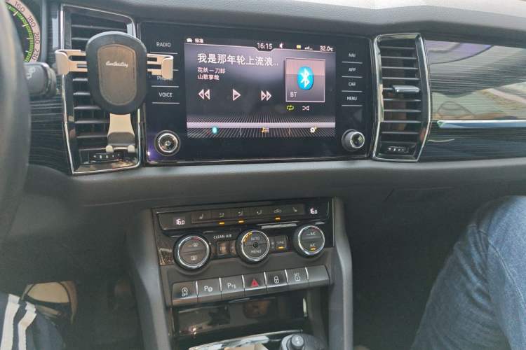 Used Skoda Kodiaq 2017 TSI380 7-Seater Four-Wheel-Drive Flagship Edition Audio And AC Panel