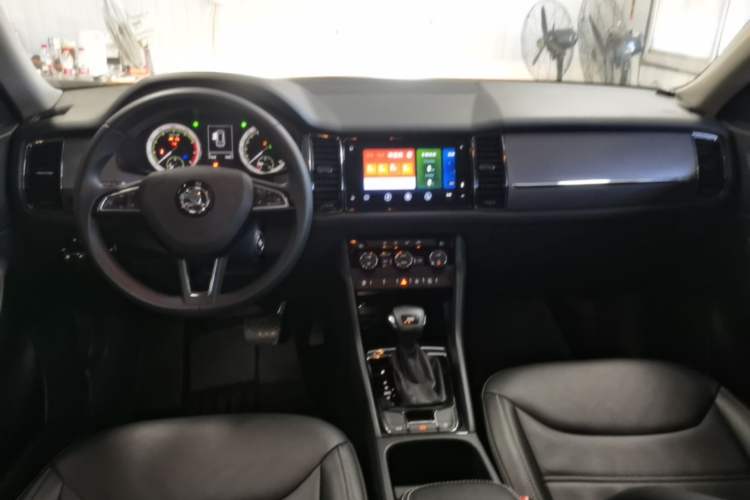 Used Skoda Kodiaq 2017 TSI330 5-seat Two-Wheel Drive Comfort Edition Center Console