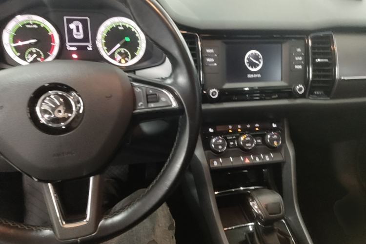 Used Skoda Kodiaq 2017 TSI330 5-Seat Two-Wheel Drive Luxury Edition Center Console