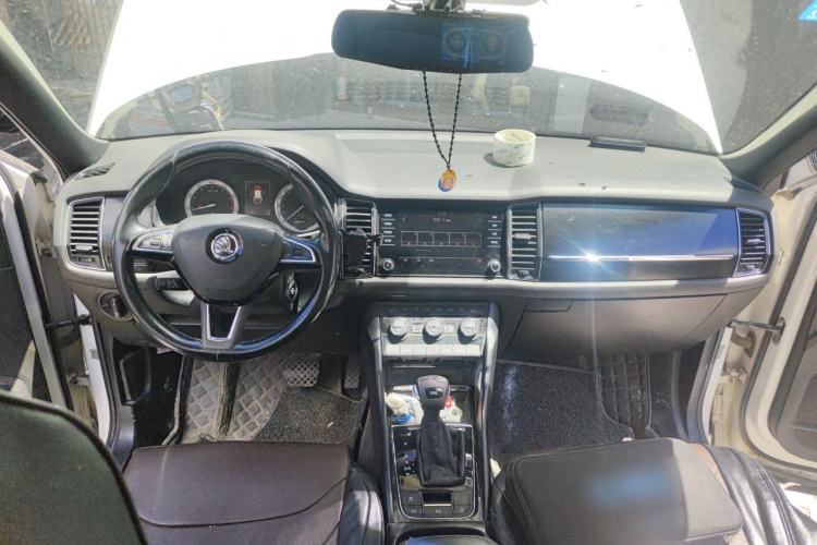 Used Skoda Kodiaq 2017 TSI380 7-Seater Four-Wheel-Drive Flagship Edition Center Console
