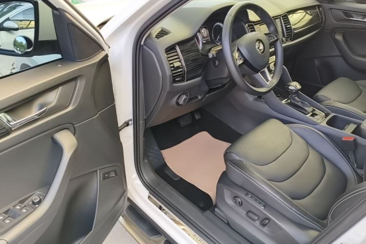 Used Skoda Kodiaq 2017 TSI330 7-Seater Two-Wheel-Drive Luxury Edition Driver Seat