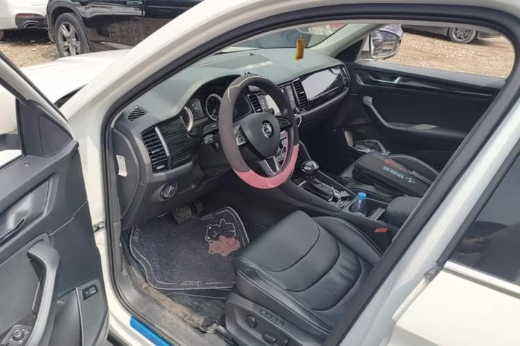 Used Skoda Kodiaq 2017 TSI330 7-Seater Two-Wheel-Drive Luxury Edition Driver Seat
