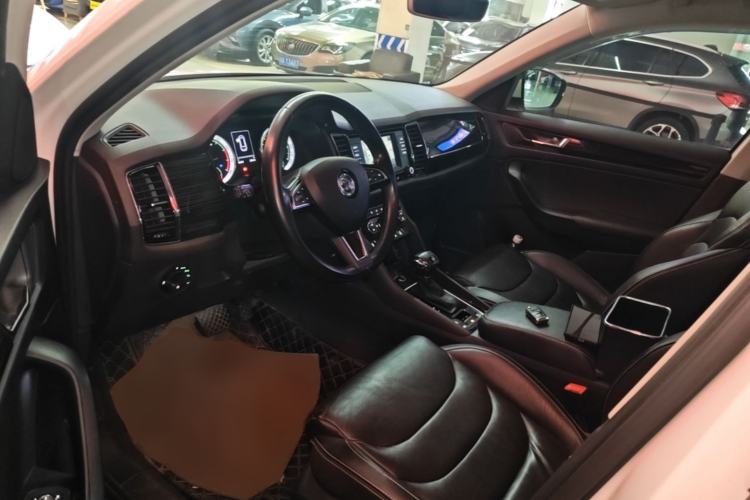 Used Skoda Kodiaq 2017 TSI330 7-Seater Two-Wheel-Drive Luxury Edition Driver Seat