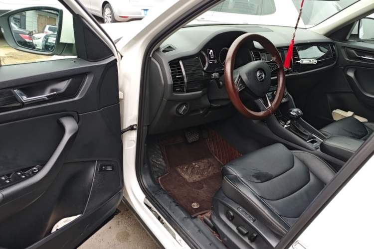 Used Skoda Kodiaq 2017 TSI330 7-Seater Two-Wheel-Drive Luxury Edition Driver Seat