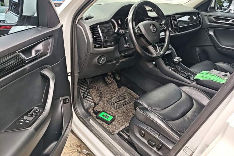 Used Skoda Kodiaq 2017 TSI380 7-Seater Four-Wheel-Drive Flagship Edition Driver Seat
