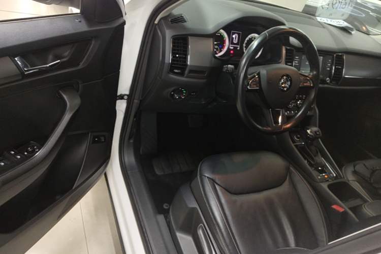 Used Skoda Kodiaq 2017 TSI330 5-Seat Two-Wheel Drive Luxury Edition Driver Seat