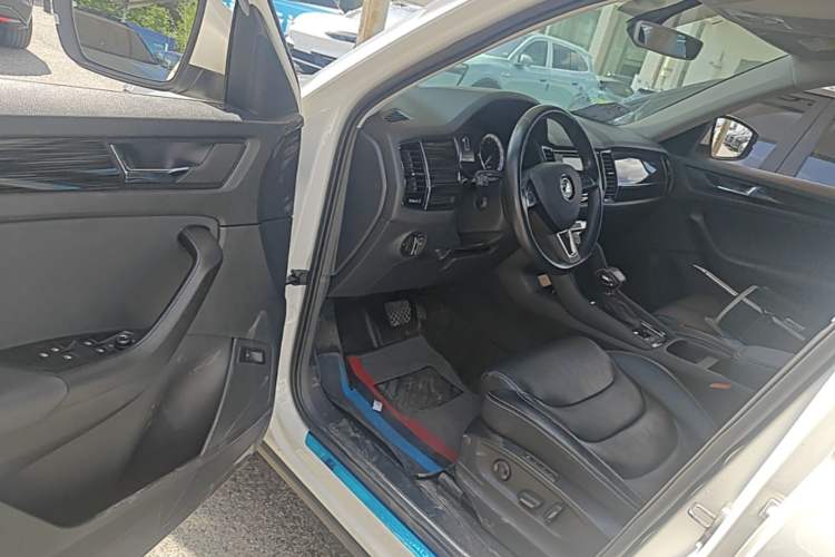 Used Skoda Kodiaq 2017 TSI330 7-Seater Two-Wheel-Drive Luxury Edition Driver Seat