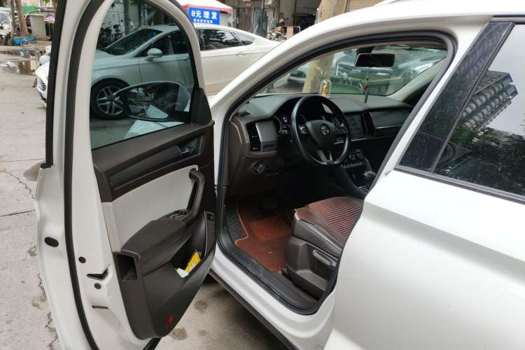 Used Skoda Kodiaq 2017 TSI330 5-Seat Two-Wheel Drive Luxury Edition Driver Seat