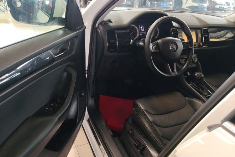 Used Skoda Kodiaq 2017 TSI330 7-Seater Two-Wheel-Drive Luxury Edition Driver Seat
