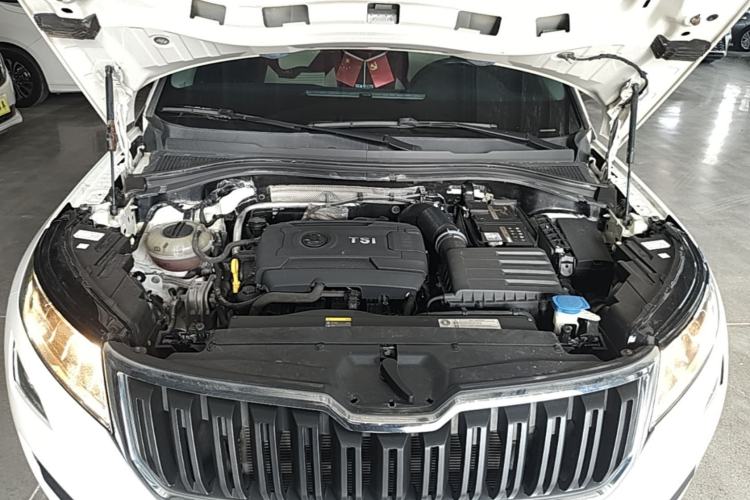 Used Skoda Kodiaq 2017 TSI330 5-Seat Two-Wheel Drive Standard Edition Engine Bay