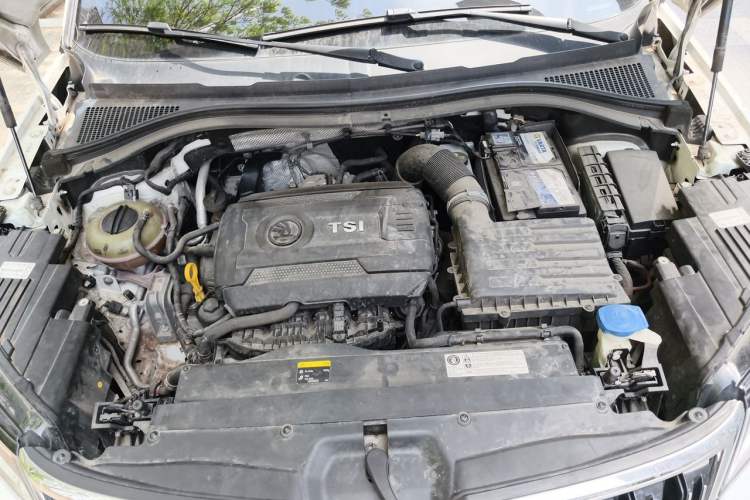 Used Skoda Kodiaq 2017 TSI380 7-Seater Four-Wheel-Drive Flagship Edition Engine Bay