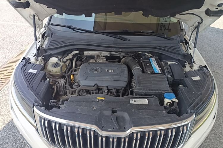 Used Skoda Kodiaq 2017 TSI330 7-Seater Two-Wheel-Drive Luxury Edition Engine Bay