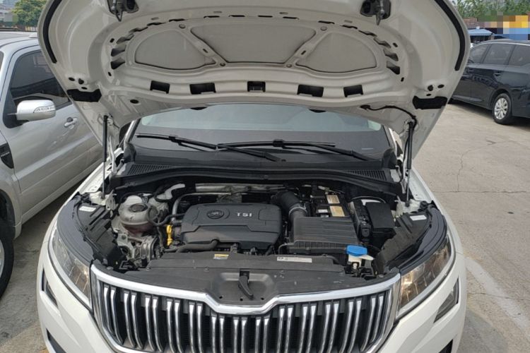 Used Skoda Kodiaq 2017 TSI330 5-Seat Two-Wheel Drive Luxury Edition Engine Bay