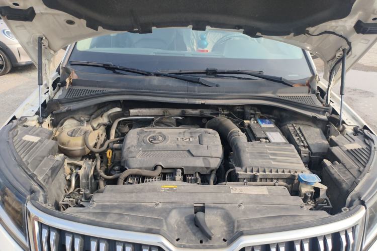Used Skoda Kodiaq 2017 TSI330 7-Seater Two-Wheel-Drive Luxury Edition Engine Bay