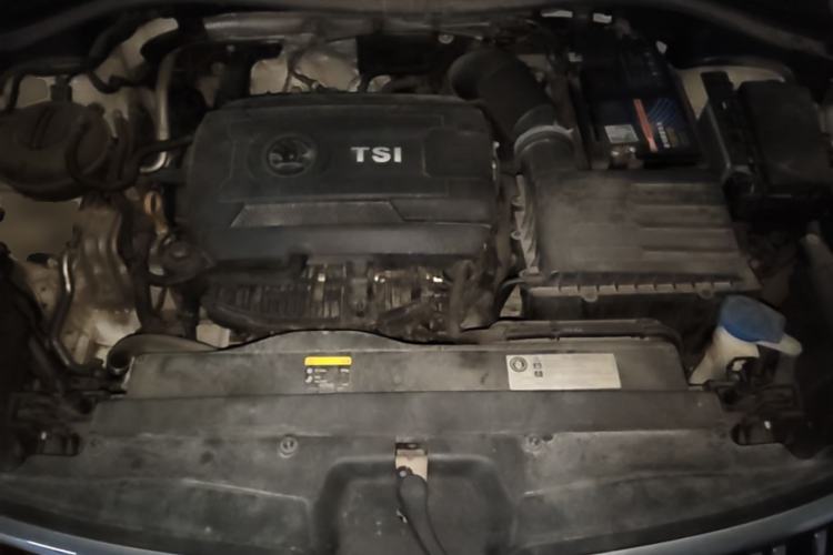 Used Skoda Kodiaq 2017 TSI330 5-Seat Two-Wheel Drive Luxury Edition Engine Bay