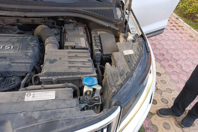 Used Skoda Kodiaq 2017 TSI330 7-Seater Two-Wheel-Drive Luxury Edition Engine Bay Left
