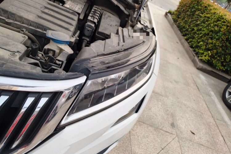 Used Skoda Kodiaq 2017 TSI330 5-Seat Two-Wheel Drive Luxury Edition Engine Bay Left